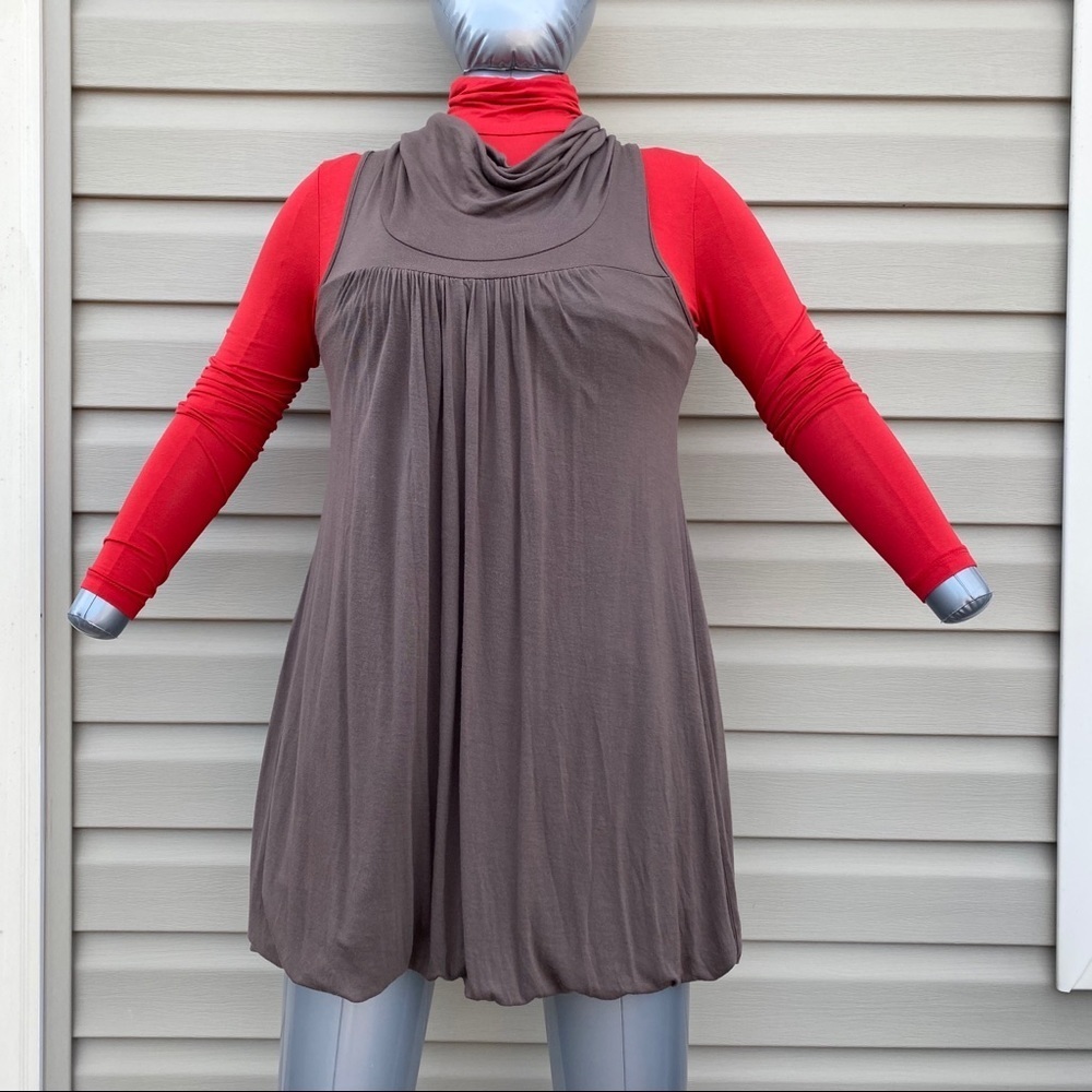 Stretchy Dress and Turtleneck Set
